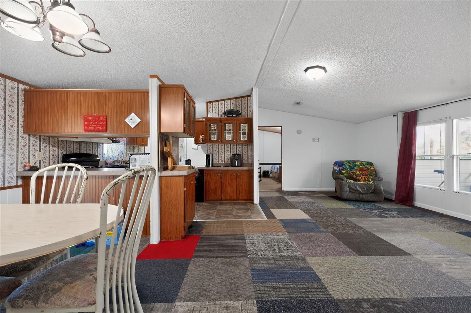 27132 NEW FRONT ST, HILLIARD, FL, 32046