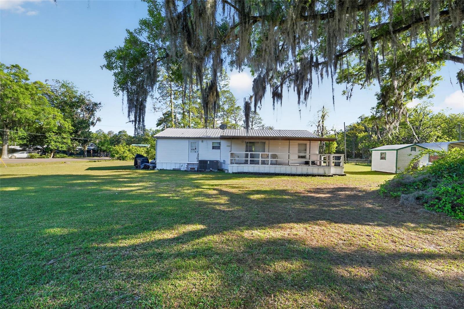 27132 NEW FRONT ST, HILLIARD, FL, 32046