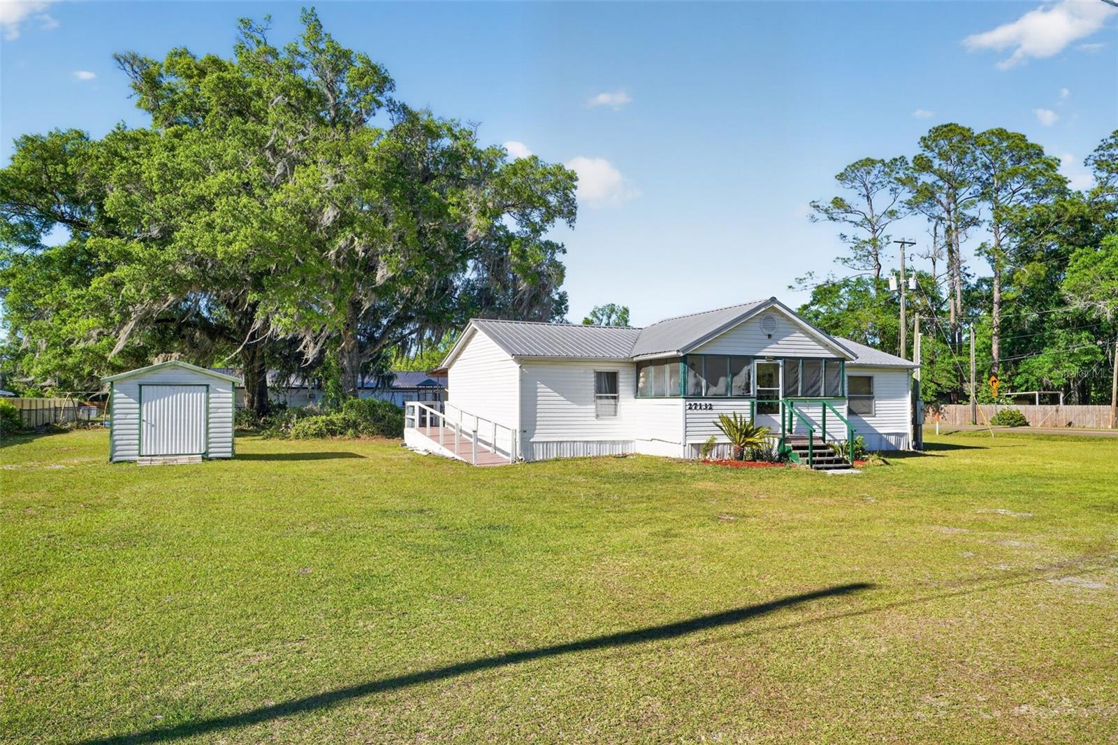 27132 NEW FRONT ST, HILLIARD, FL, 32046