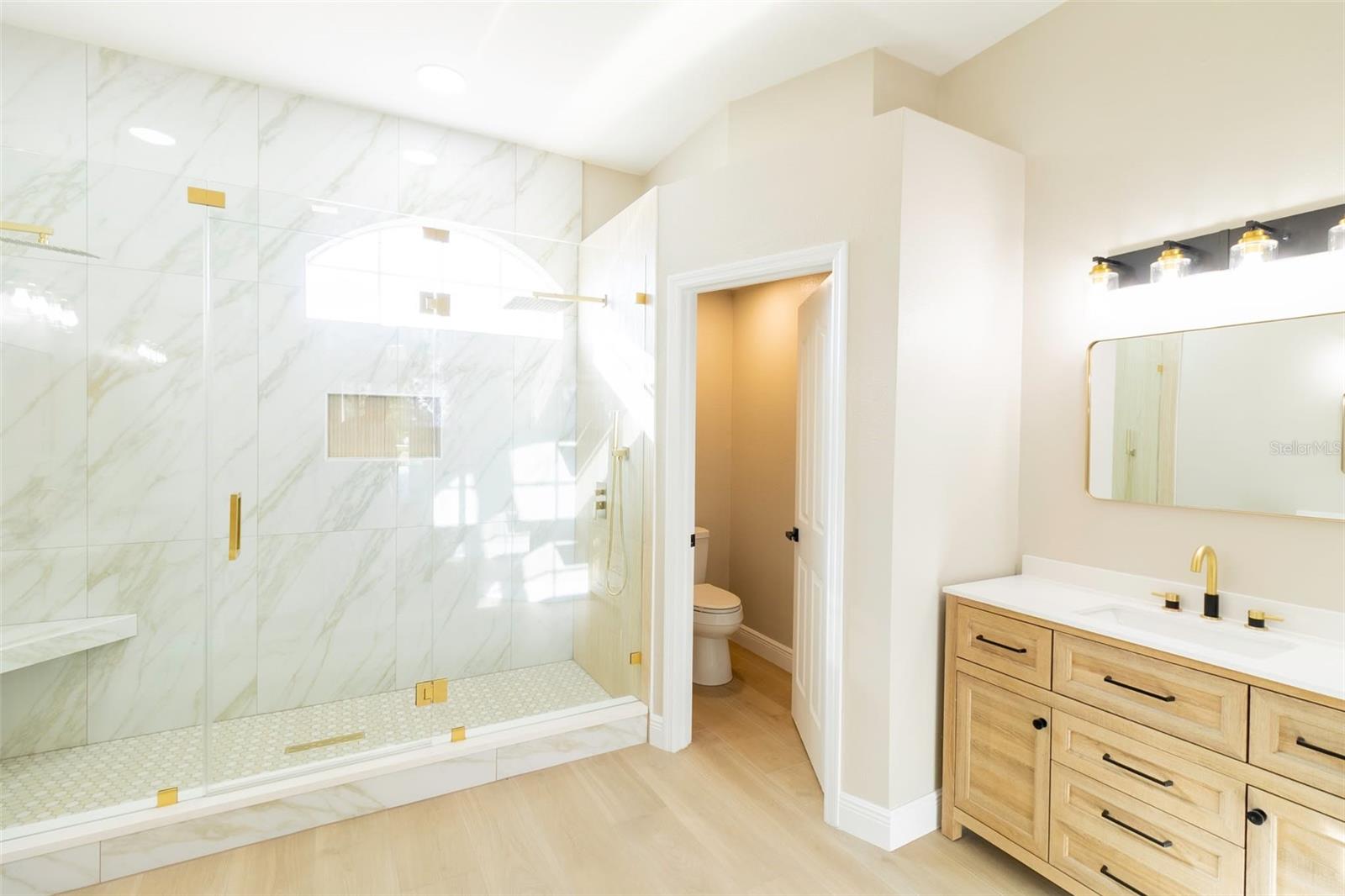 1637 LEDGESTONE DR, BRANDON, FL, 33511