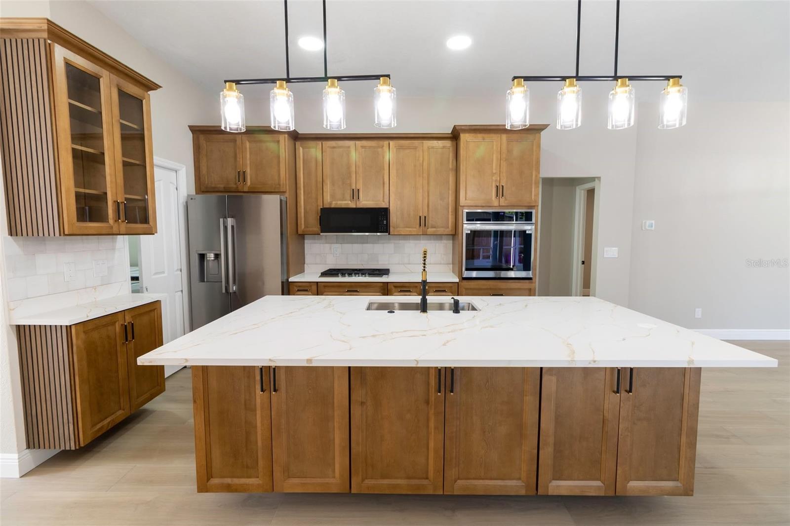 1637 LEDGESTONE DR, BRANDON, FL, 33511