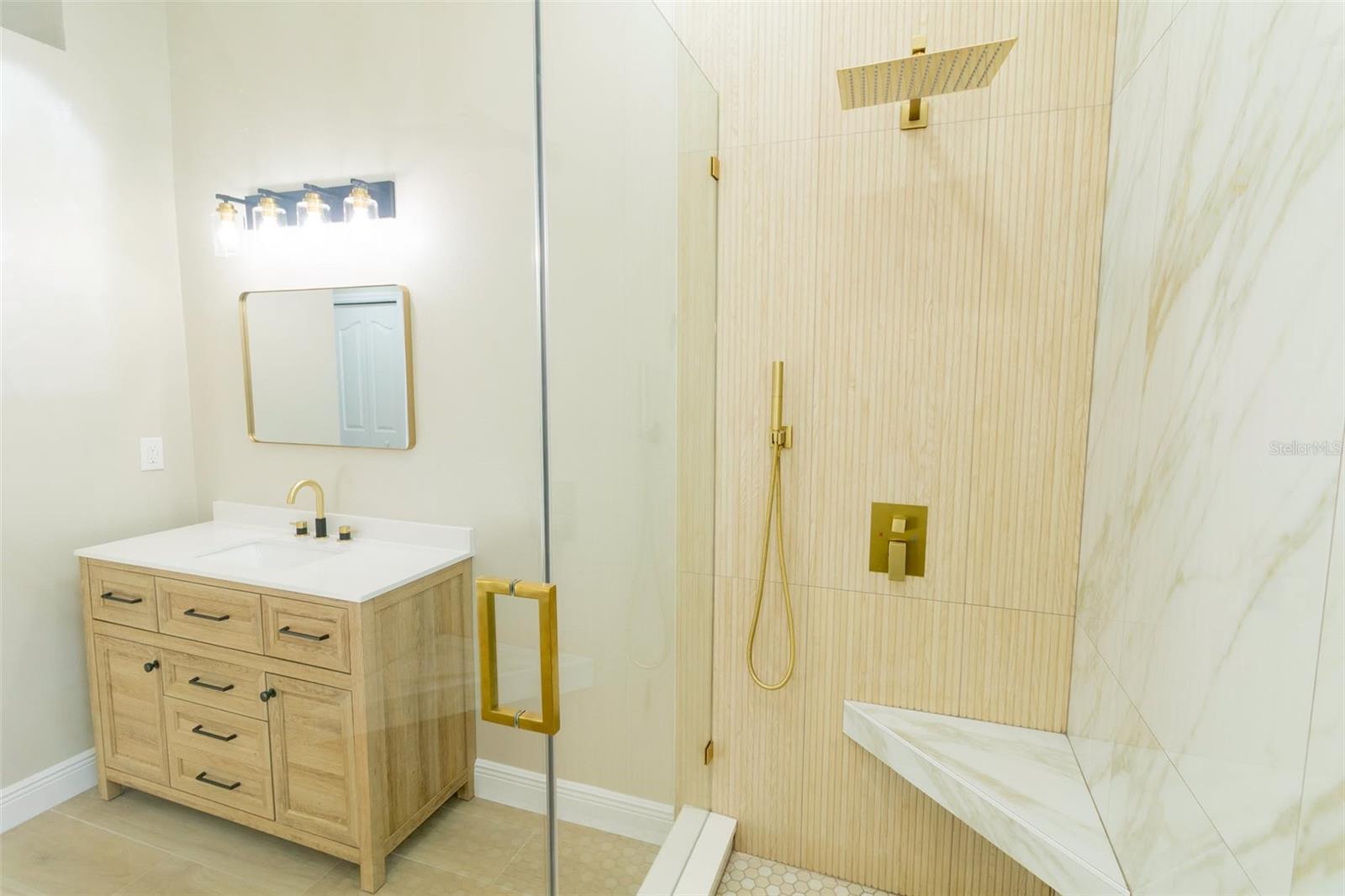 1637 LEDGESTONE DR, BRANDON, FL, 33511