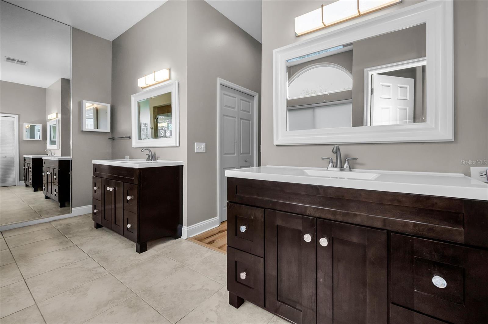 2997 EAGLE ESTATES CIR E, CLEARWATER, FL, 33761