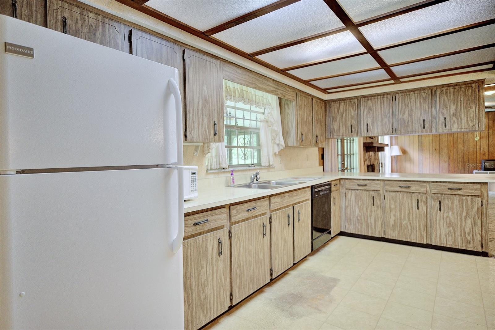 1845 HALLAM DR, LAKELAND, FL, 33813