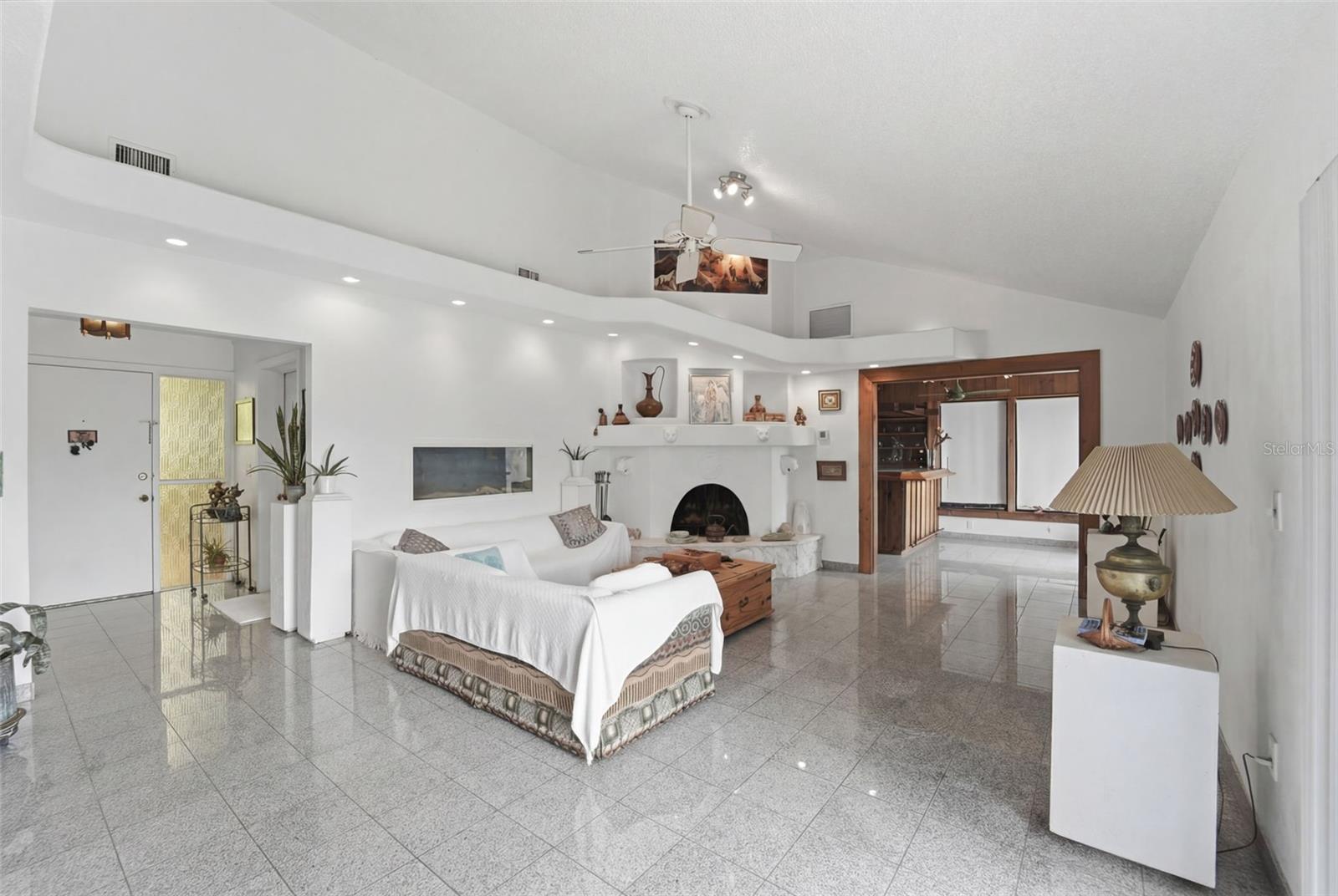 209 QUAIL CIR, CASSELBERRY, FL, 32707