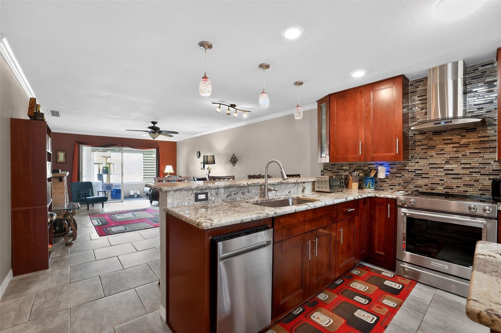 7200 ULMERTON RD #E3, LARGO, FL, 33771