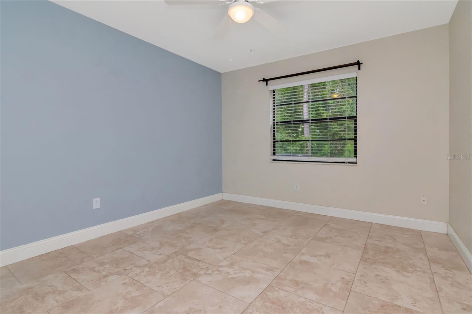 16120 OAKMANOR DR, TAMPA, FL, 33624