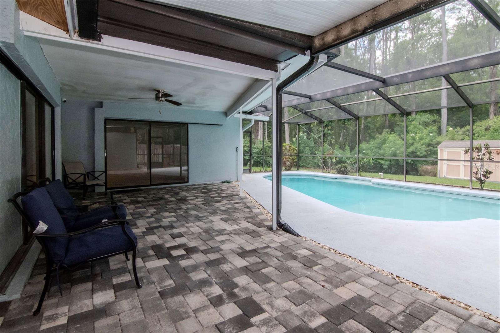 16120 OAKMANOR DR, TAMPA, FL, 33624