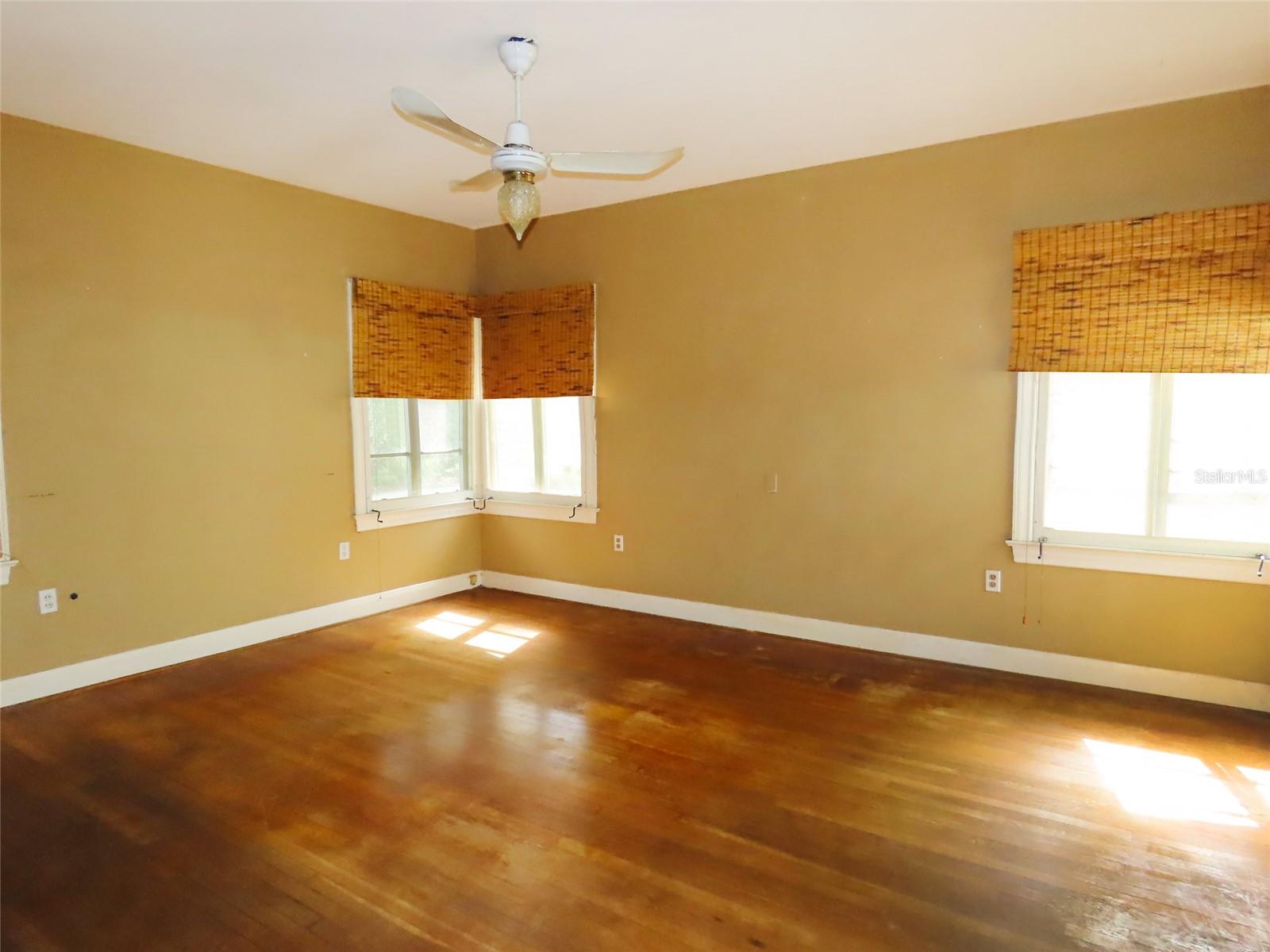 408 27TH ST W, BRADENTON, FL, 34205