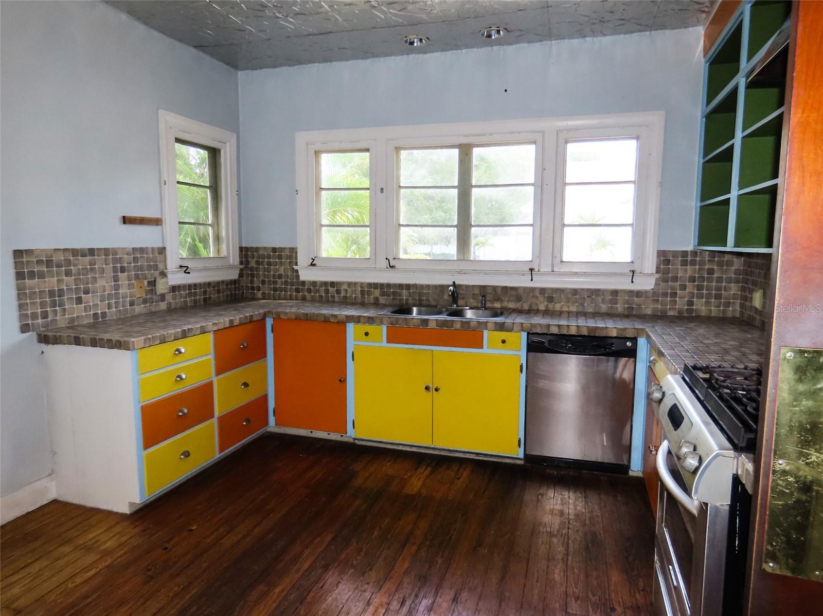 408 27TH ST W, BRADENTON, FL, 34205