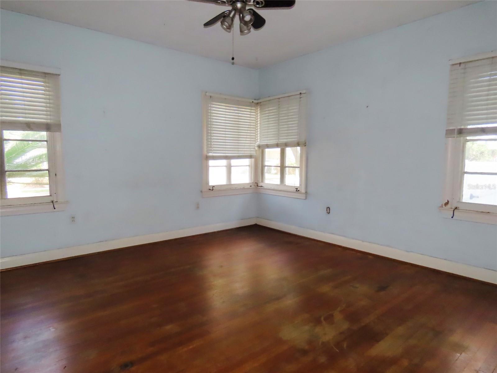 408 27TH ST W, BRADENTON, FL, 34205