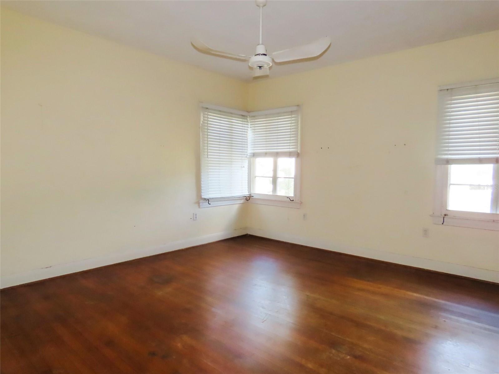 408 27TH ST W, BRADENTON, FL, 34205