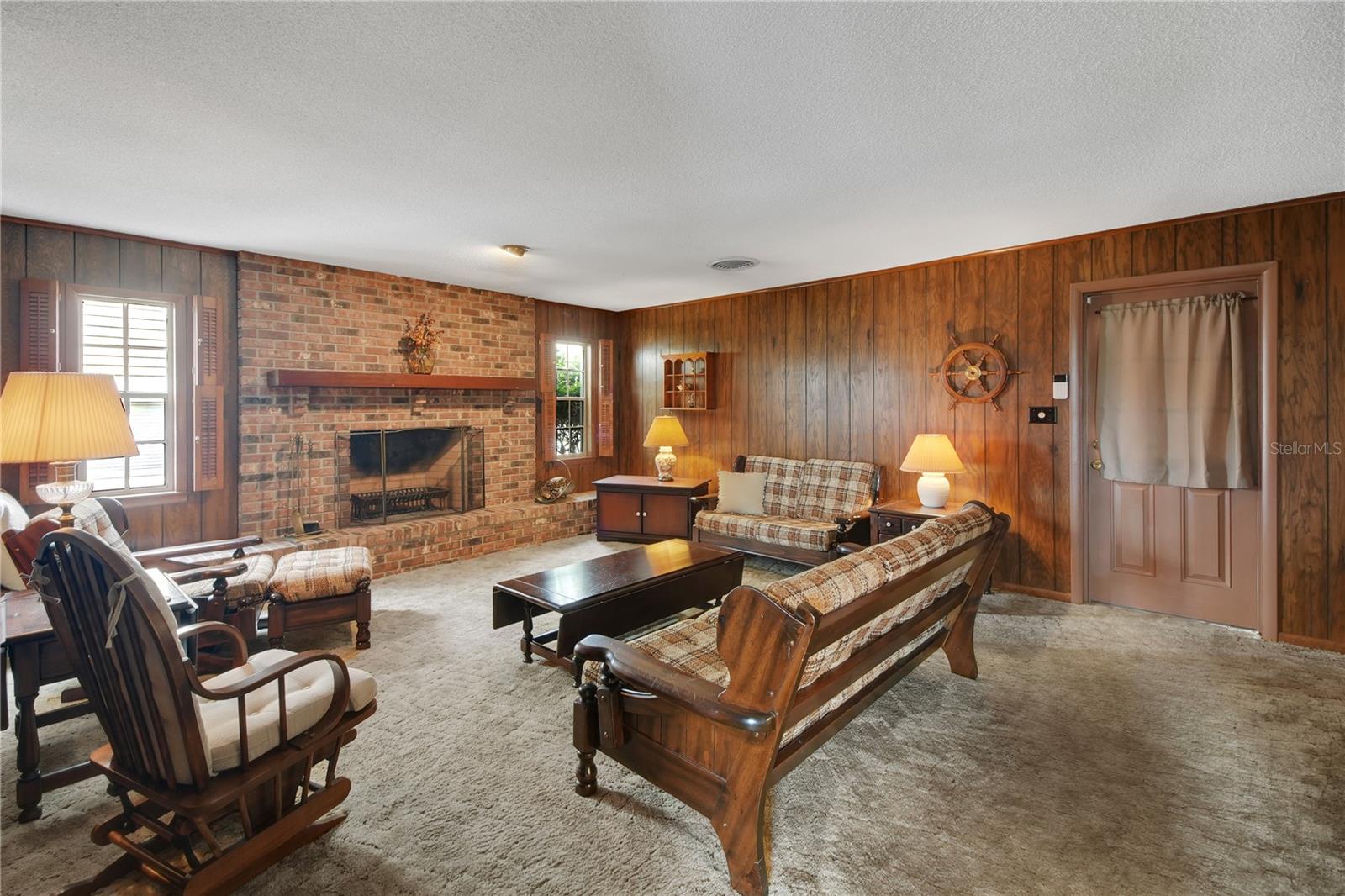 2214 TOPPING PL, EUSTIS, FL, 32726