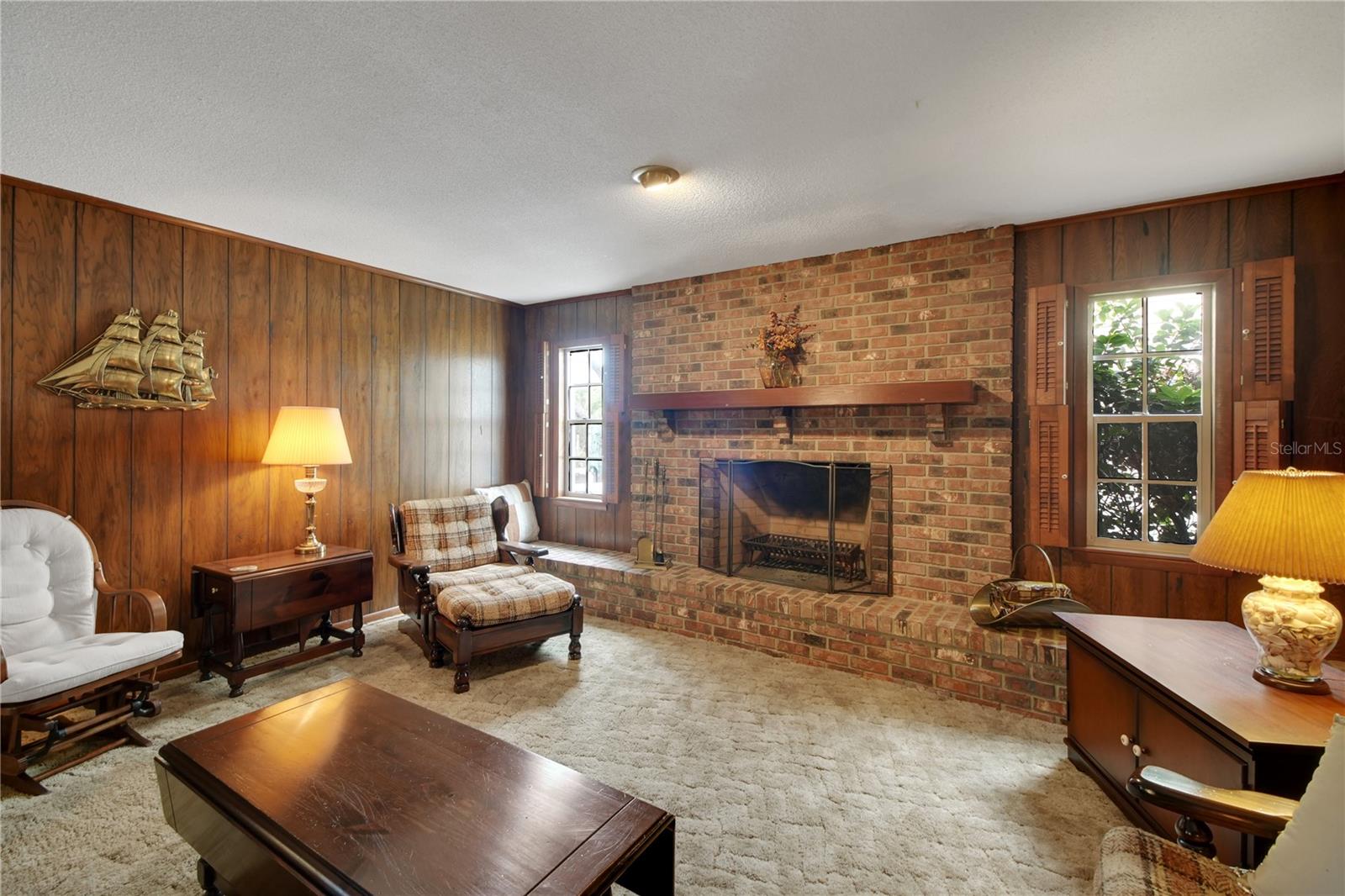 2214 TOPPING PL, EUSTIS, FL, 32726