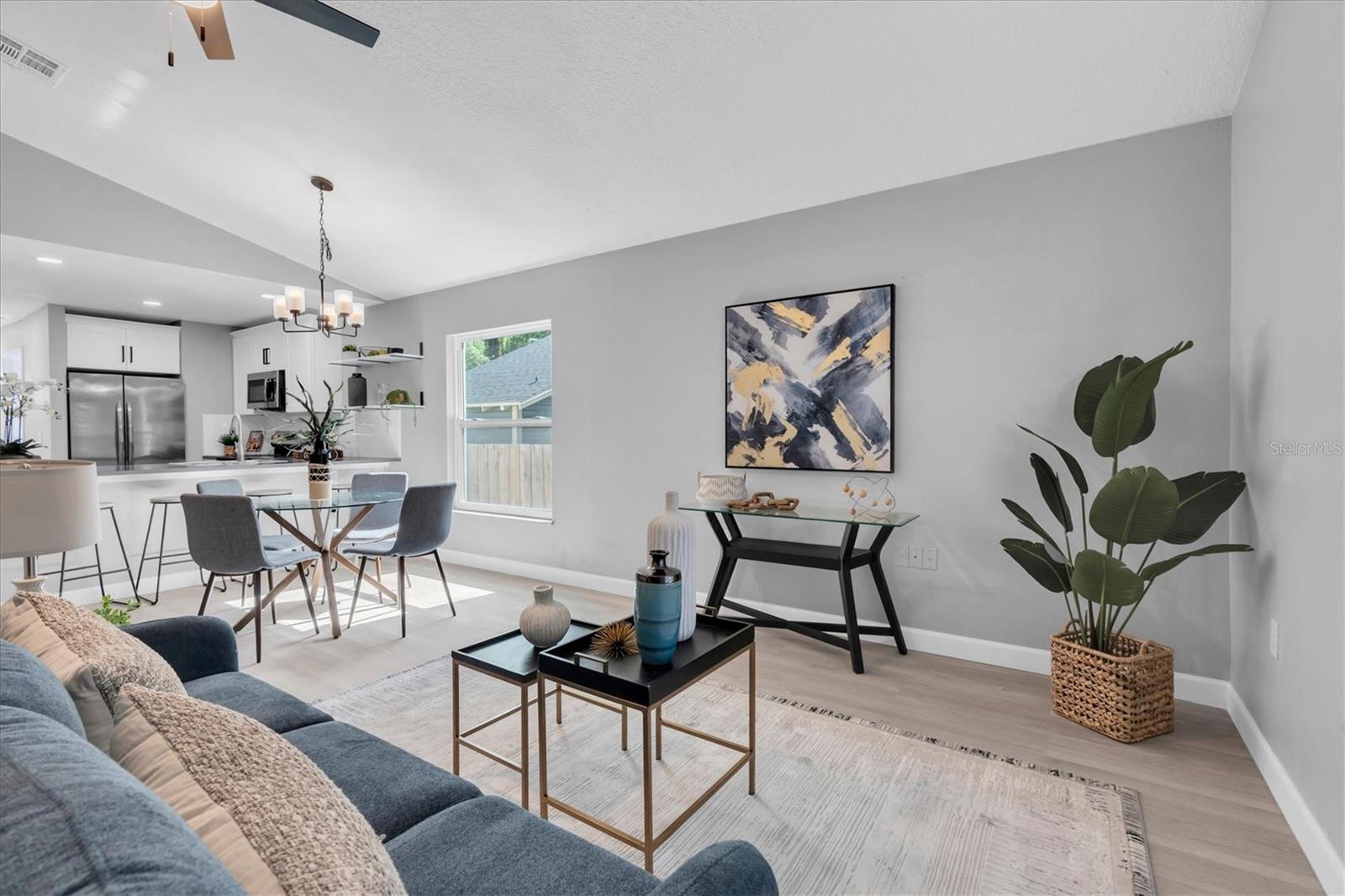 802 E NORTH BAY ST, TAMPA, FL, 33603