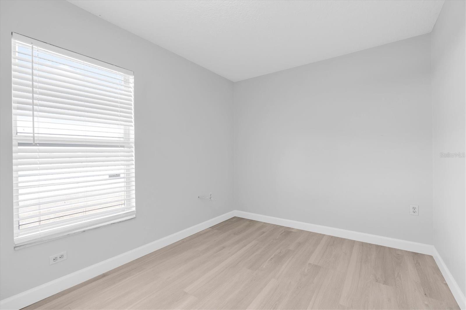 802 E NORTH BAY ST, TAMPA, FL, 33603