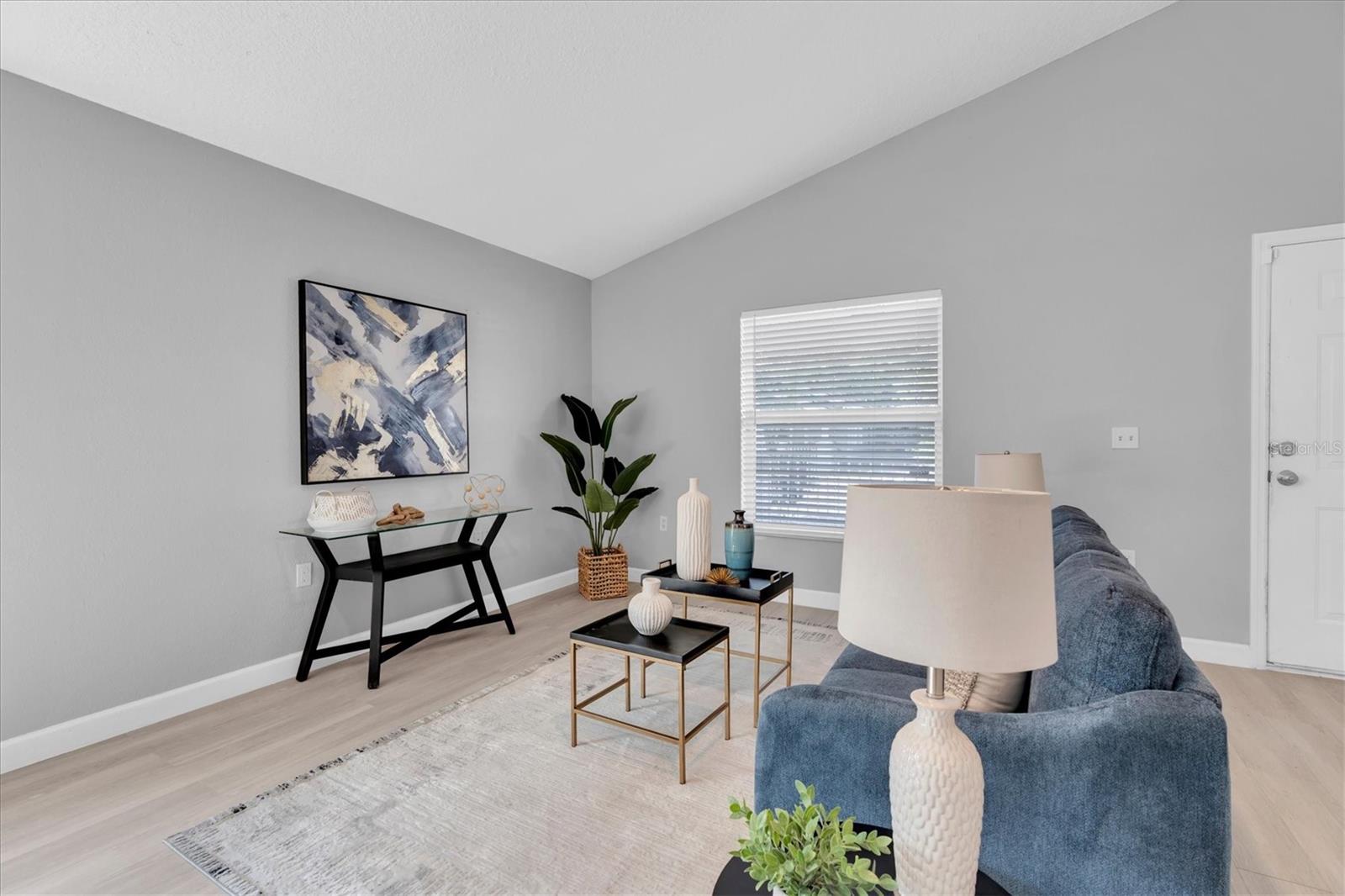 802 E NORTH BAY ST, TAMPA, FL, 33603