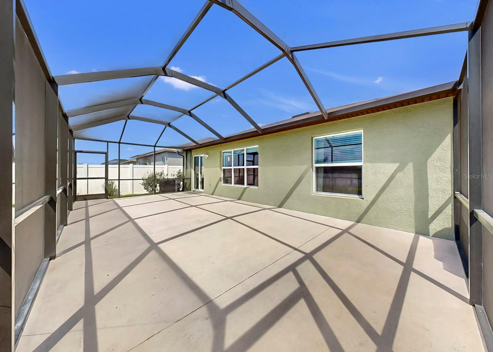 13327 GREAT PLAINS DR, RIVERVIEW, FL, 33579