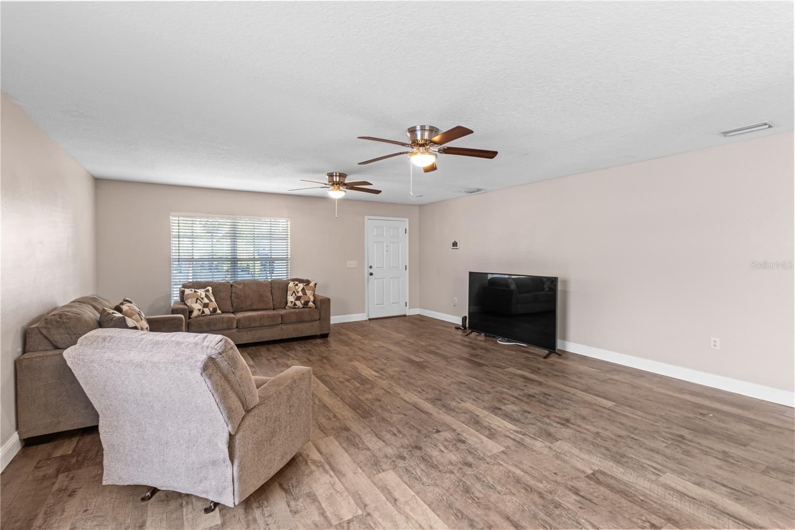 2209 PLEASURE RUN DR, RUSKIN, FL, 33570