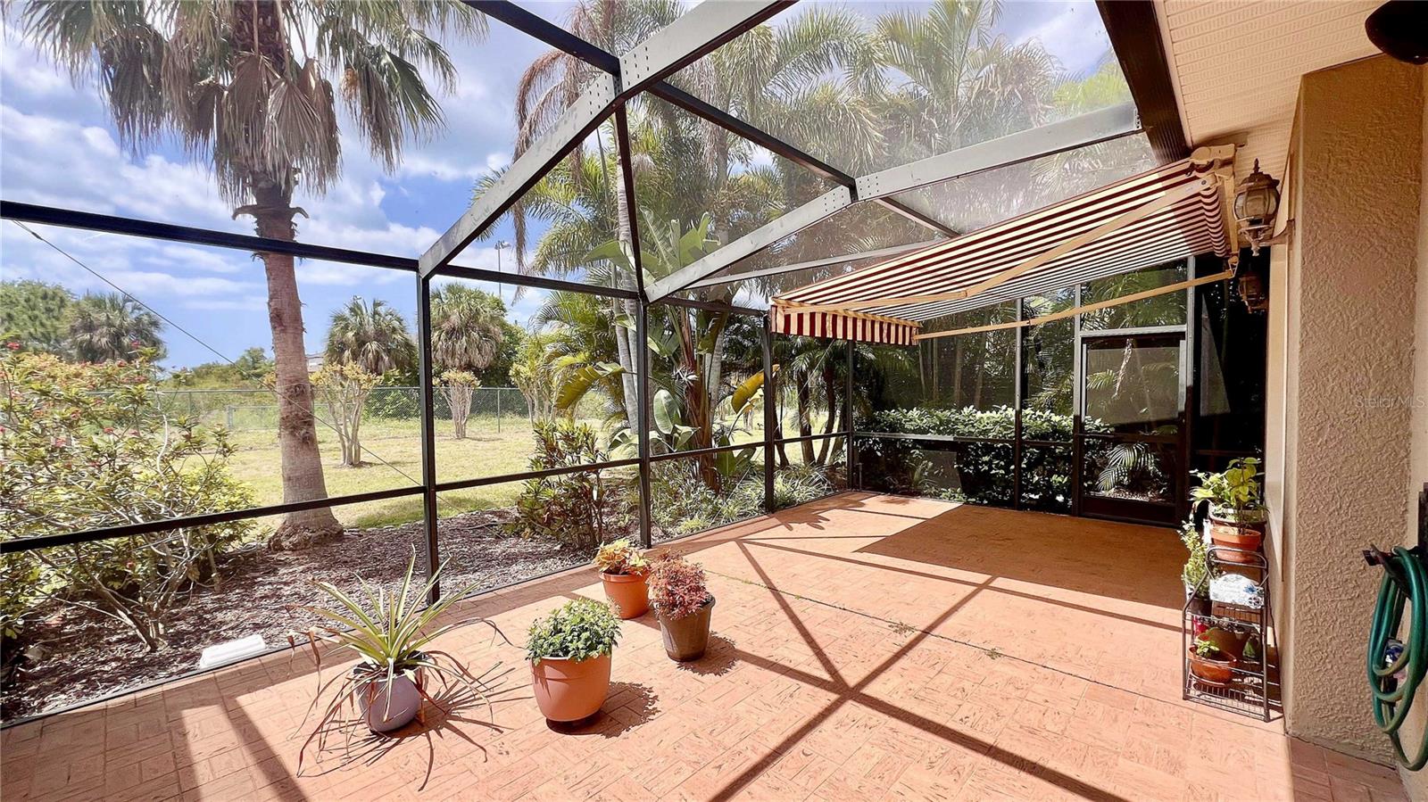 1266 RIBOLLA DR, PALM HARBOR, FL, 34683