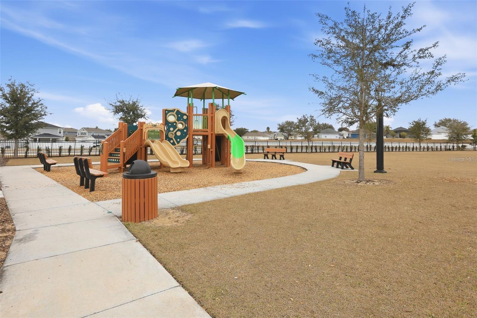 1096 PAPAYA CIR, DAVENPORT, FL, 33897