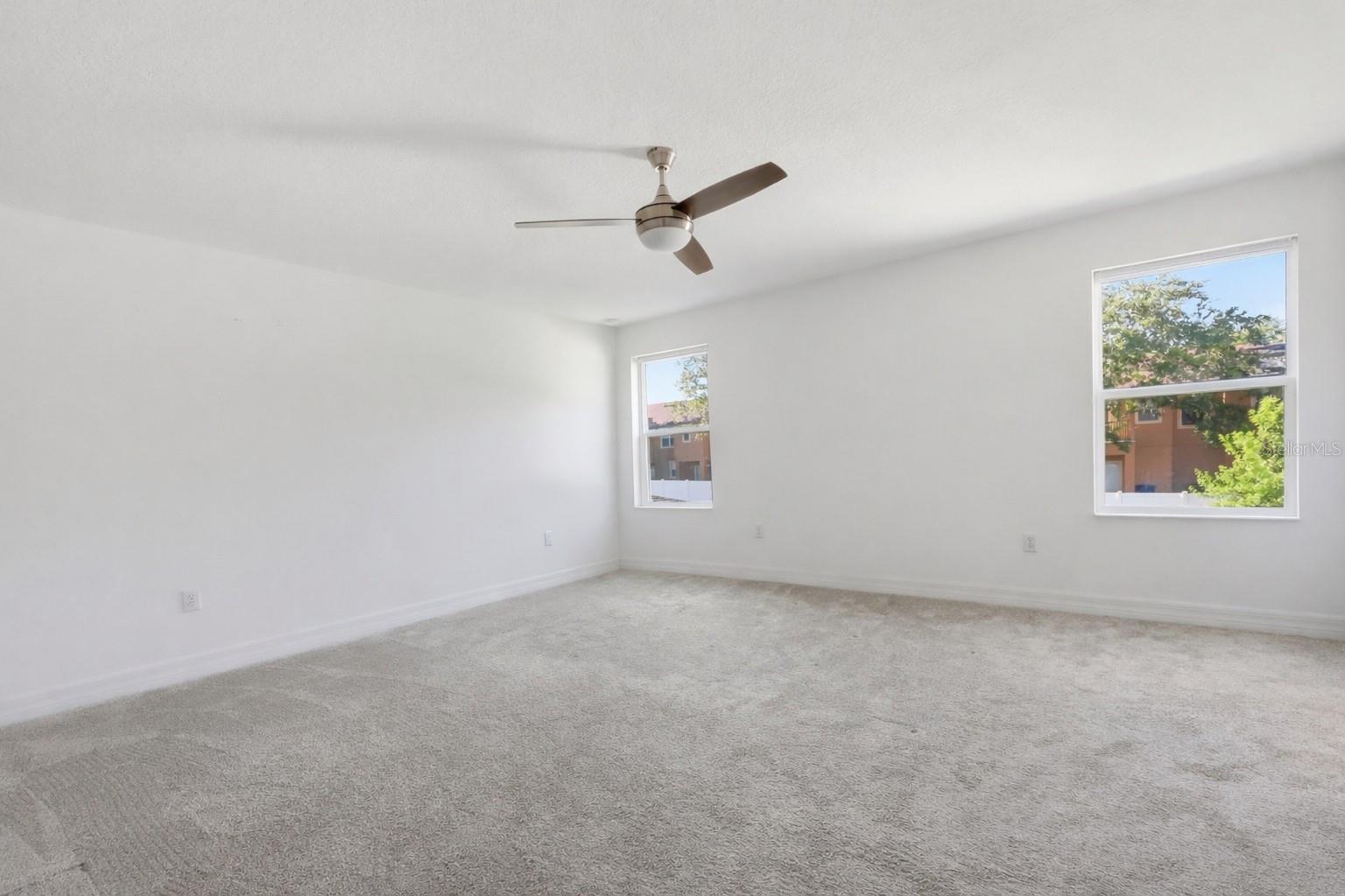 1096 PAPAYA CIR, DAVENPORT, FL, 33897