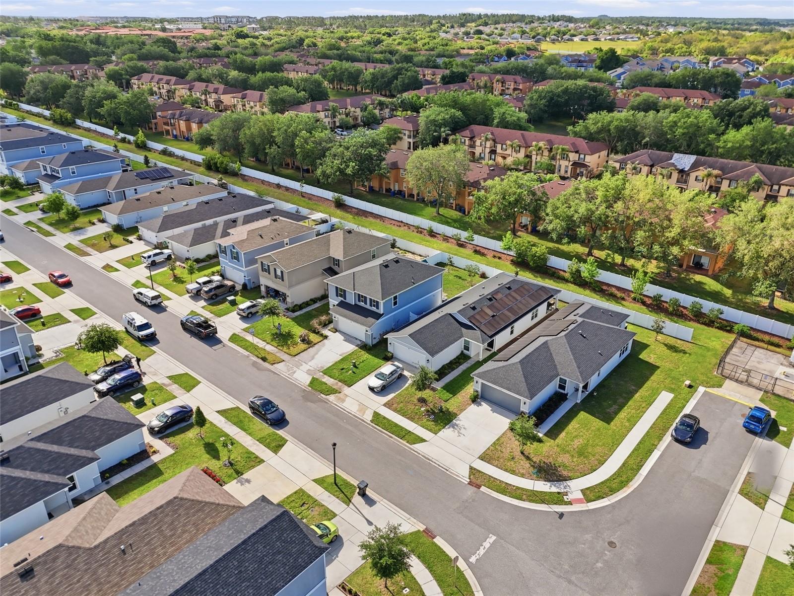 1096 PAPAYA CIR, DAVENPORT, FL, 33897