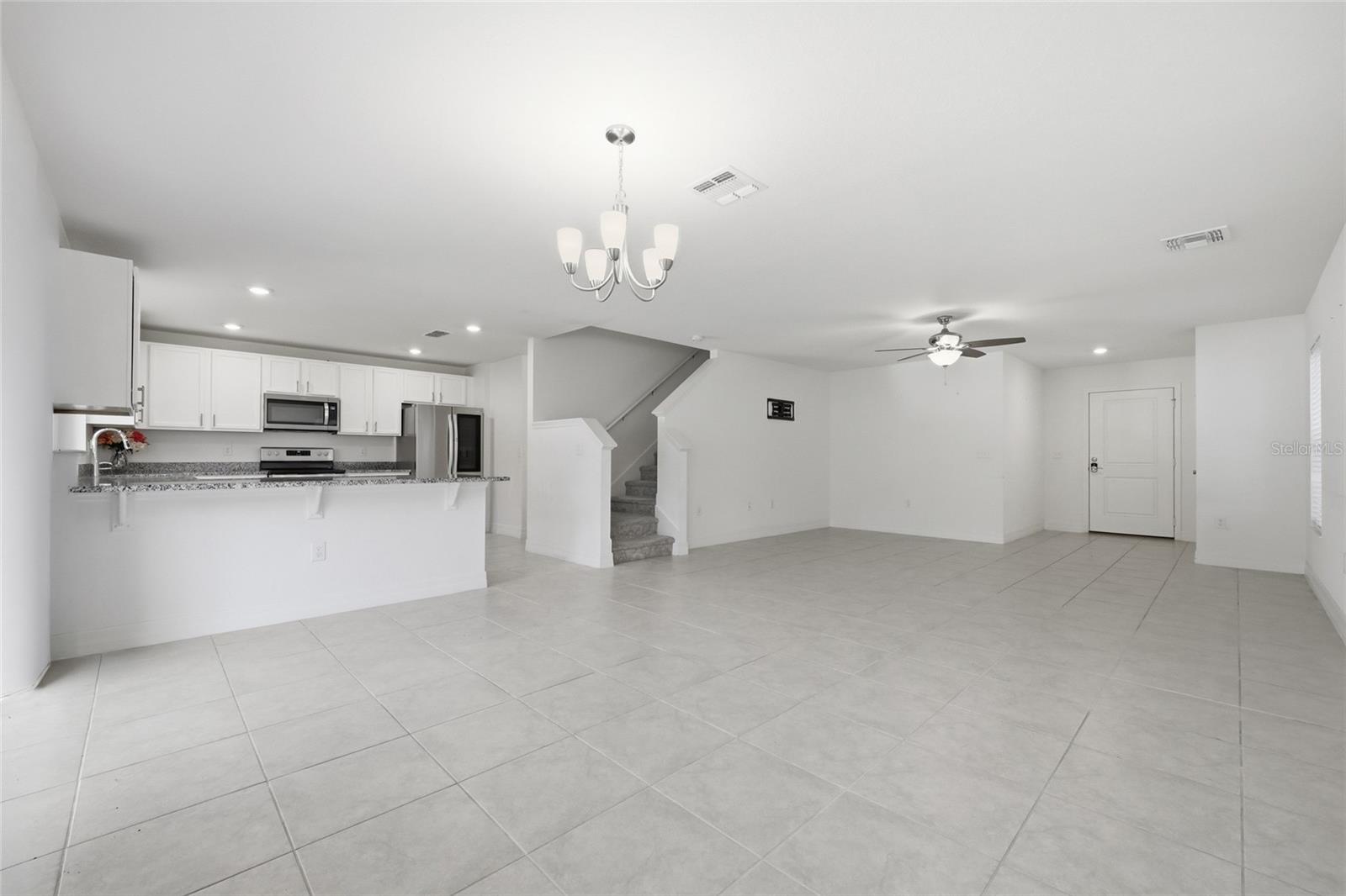 1096 PAPAYA CIR, DAVENPORT, FL, 33897