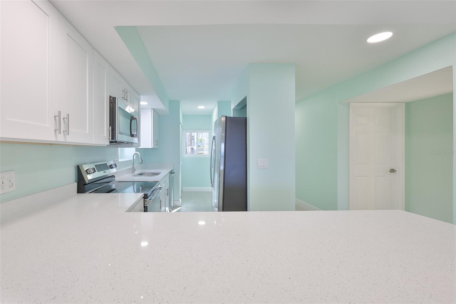 812 BAHIA DEL SOL DR #A, RUSKIN, FL, 33570