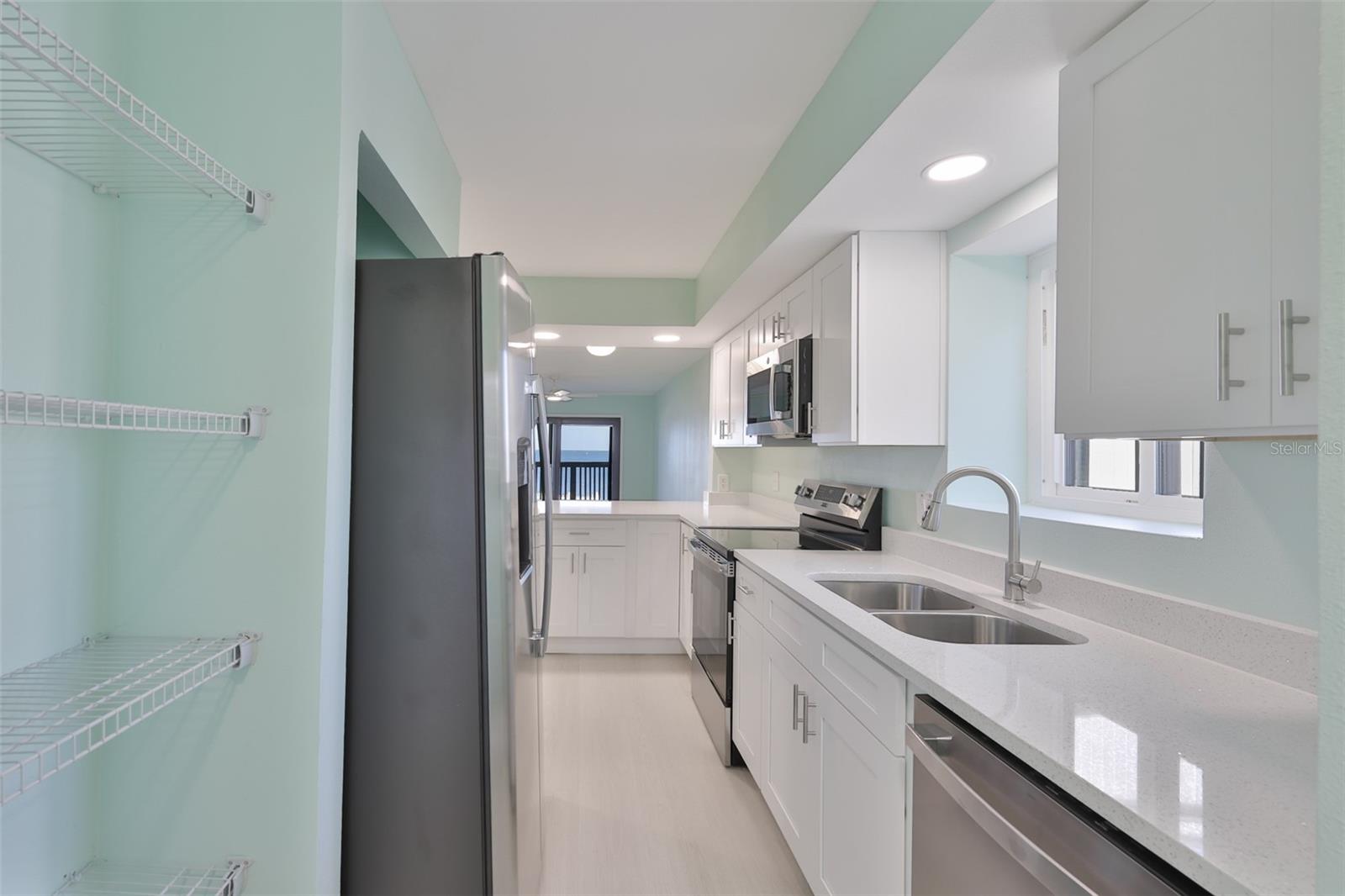 812 BAHIA DEL SOL DR #A, RUSKIN, FL, 33570