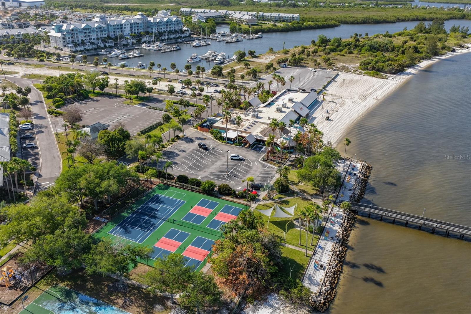 812 BAHIA DEL SOL DR #A, RUSKIN, FL, 33570