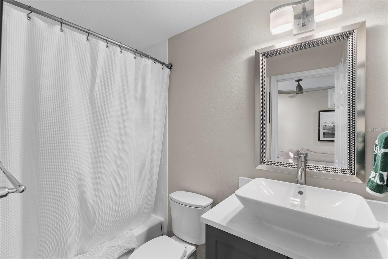 2943 W BAYSHORE CT, TAMPA, FL, 33611