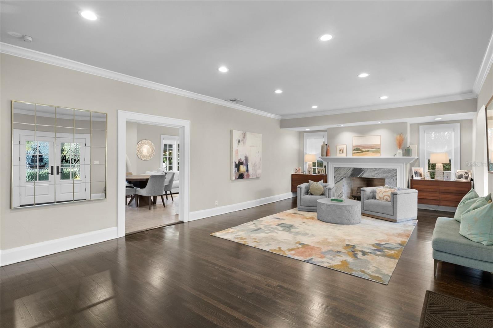 2943 W BAYSHORE CT, TAMPA, FL, 33611