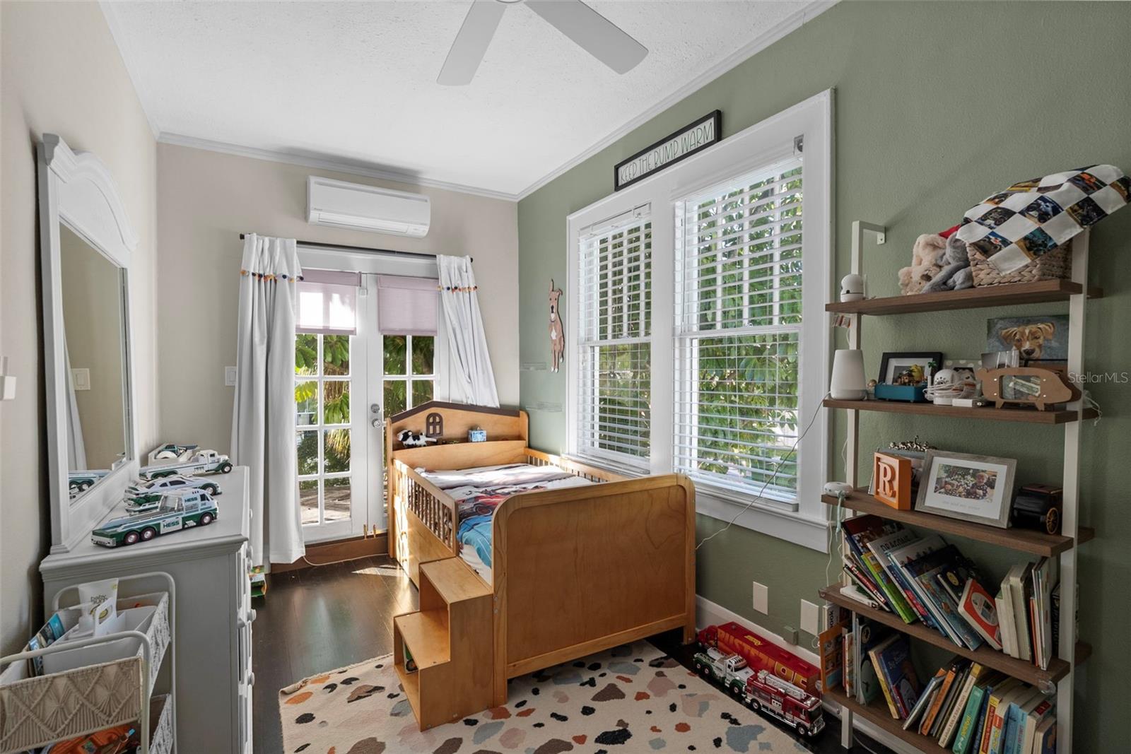 2943 W BAYSHORE CT, TAMPA, FL, 33611