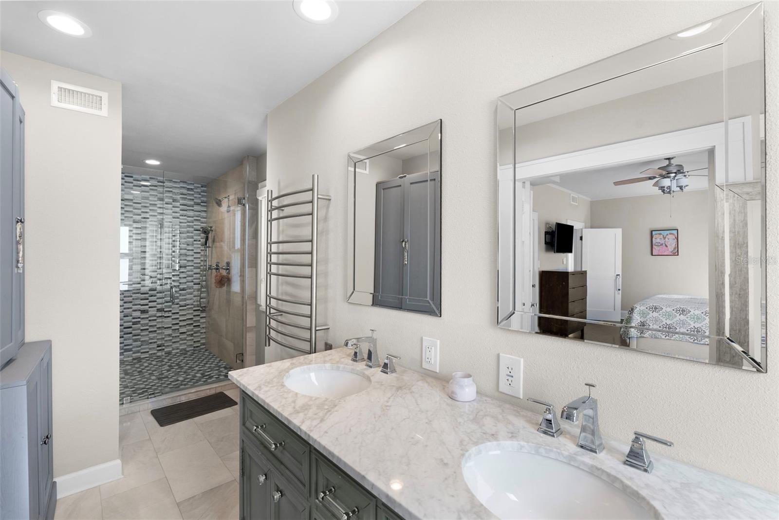 2943 W BAYSHORE CT, TAMPA, FL, 33611