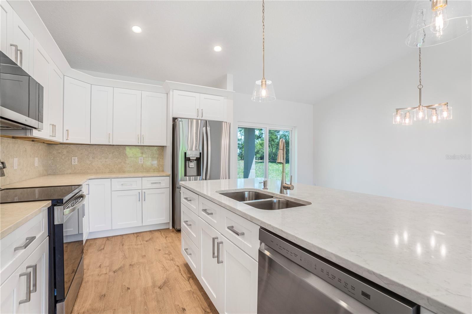 2141 E OLD MILL DR, DELTONA, FL, 32725