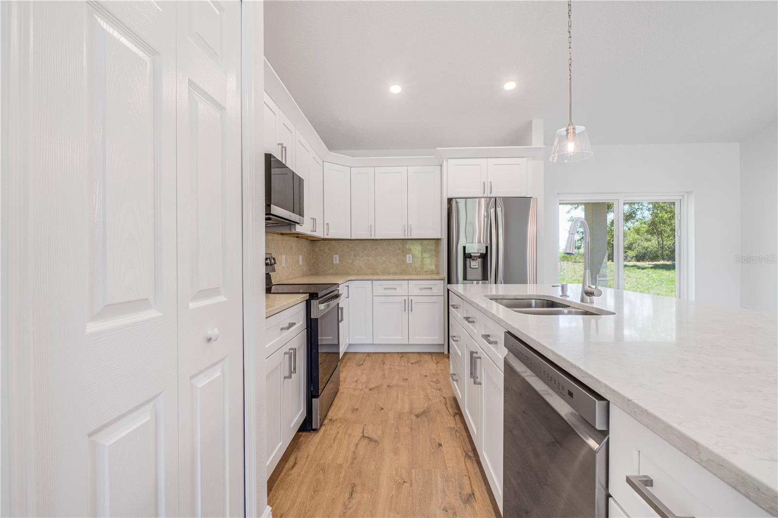 2141 E OLD MILL DR, DELTONA, FL, 32725