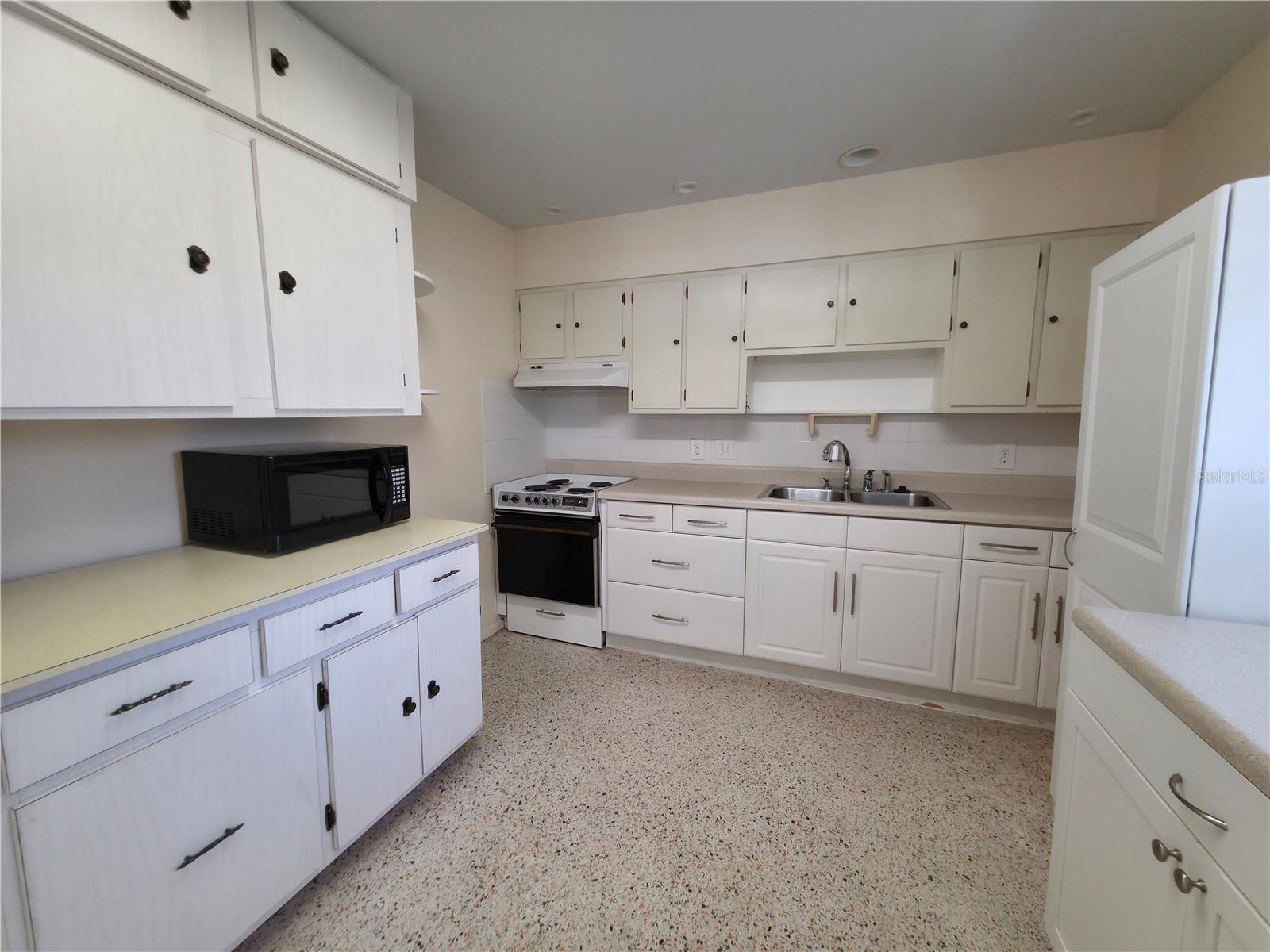 1407 NE 25TH PL, OCALA, FL, 34470