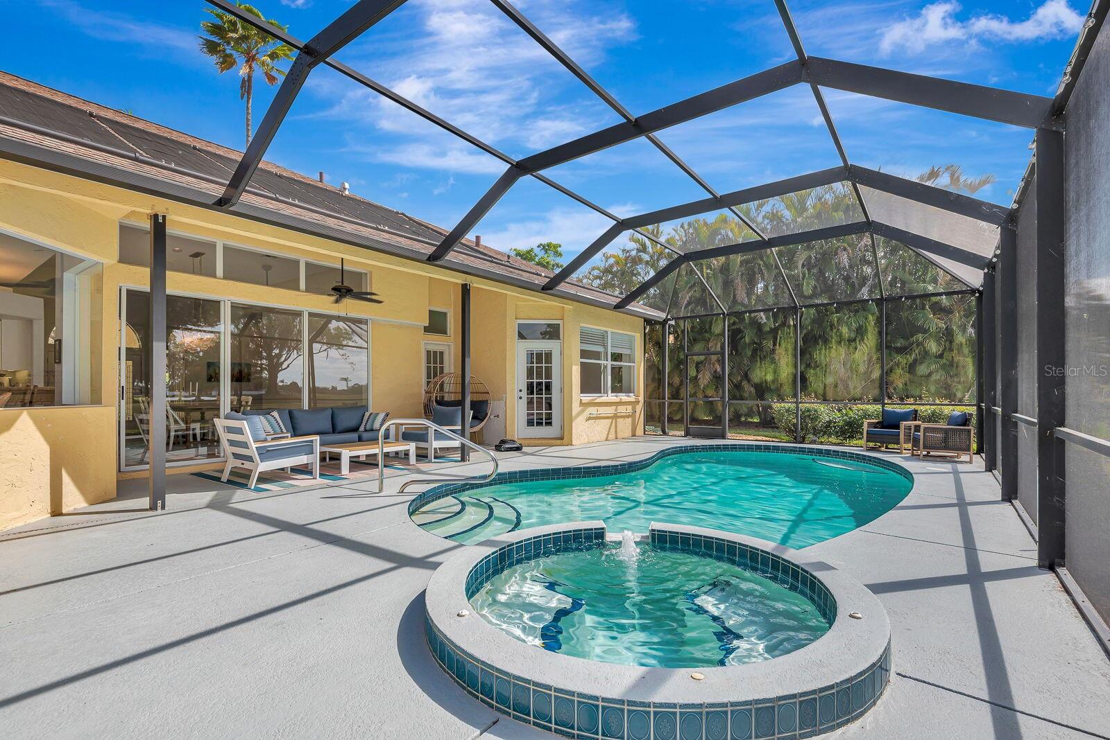 7212 N SERENOA DR, SARASOTA, FL, 34241