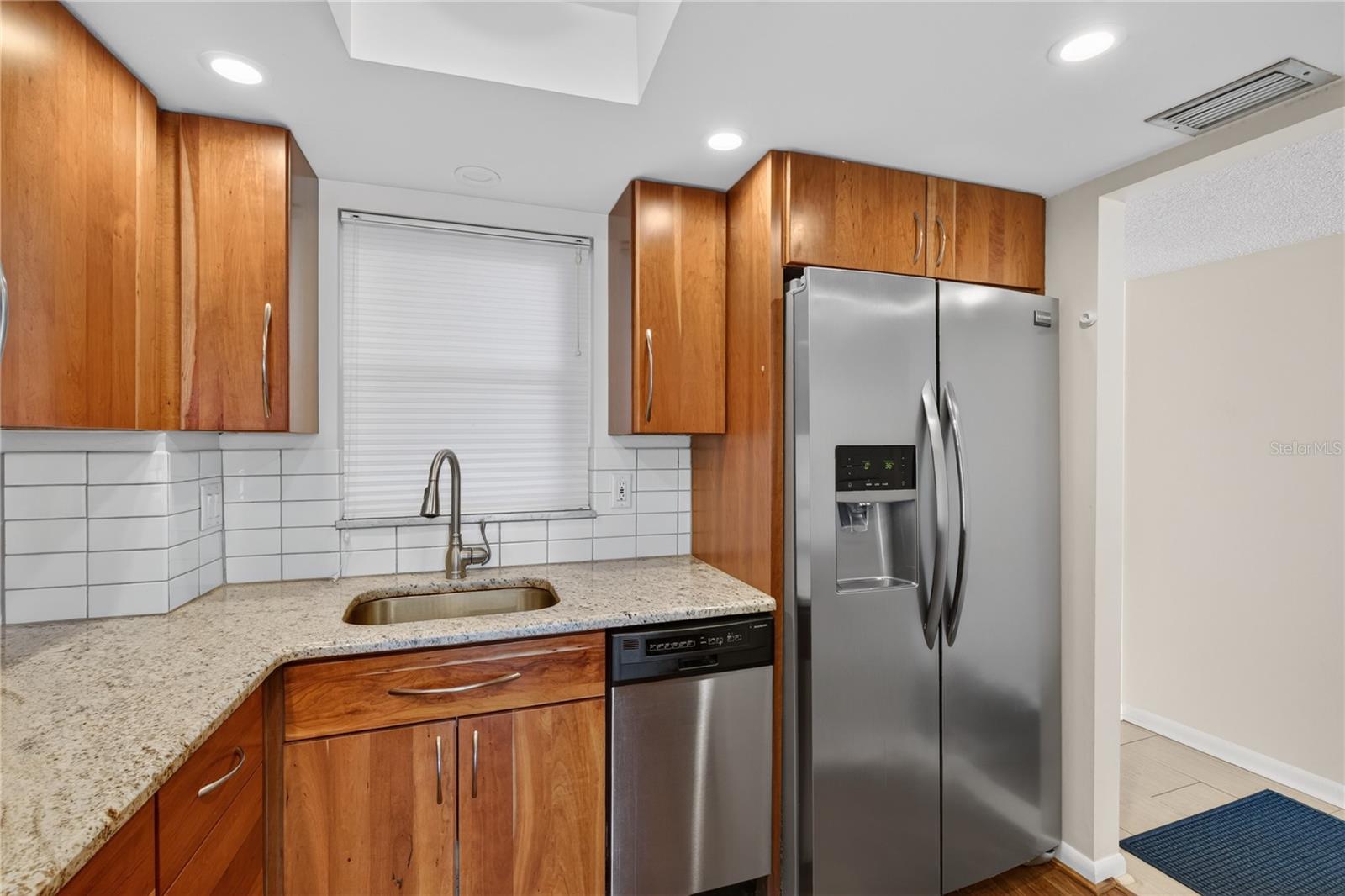 601 MCDONALD STREET #105, MOUNT DORA, FL, 32757