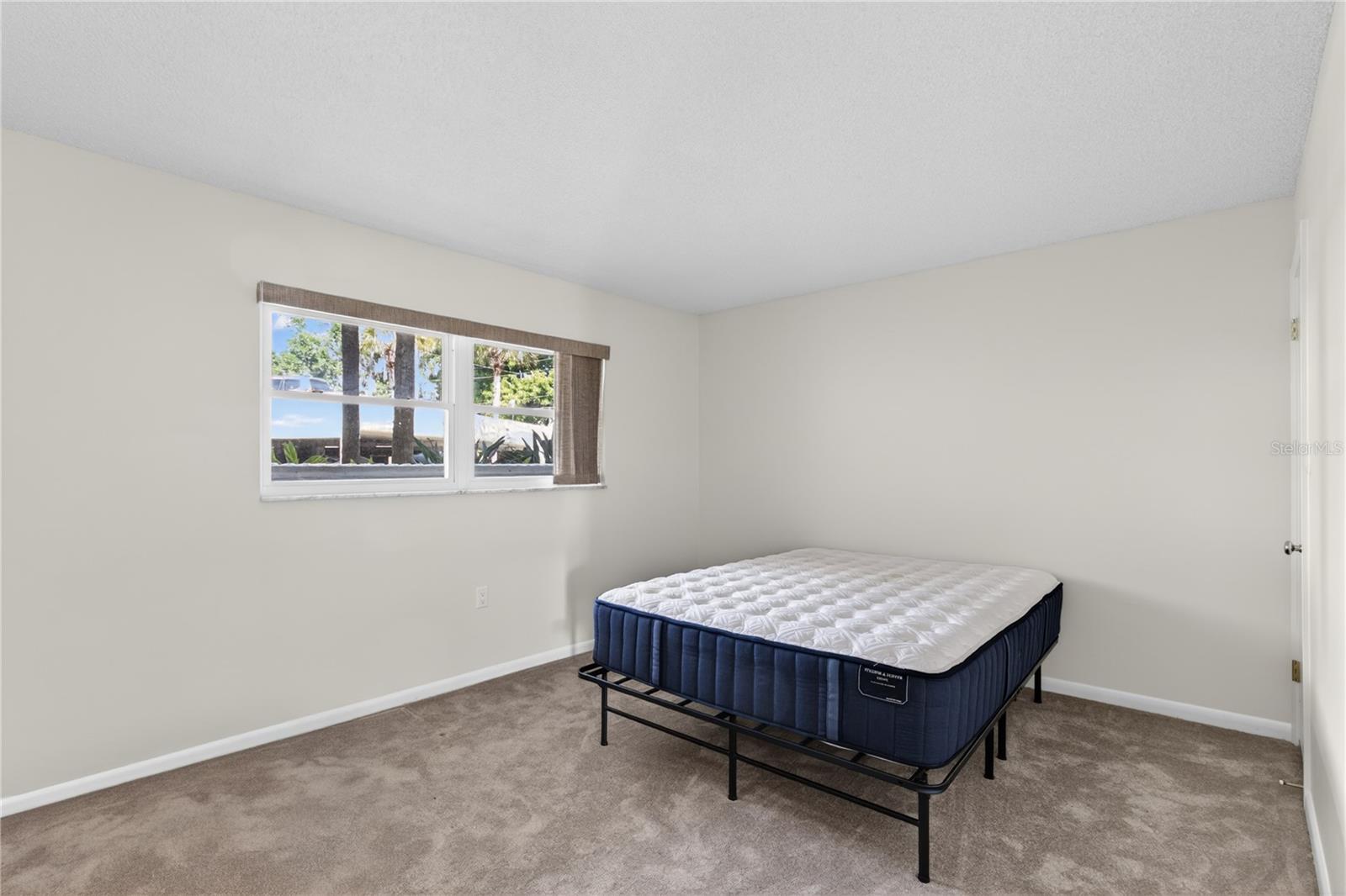 601 MCDONALD STREET #105, MOUNT DORA, FL, 32757