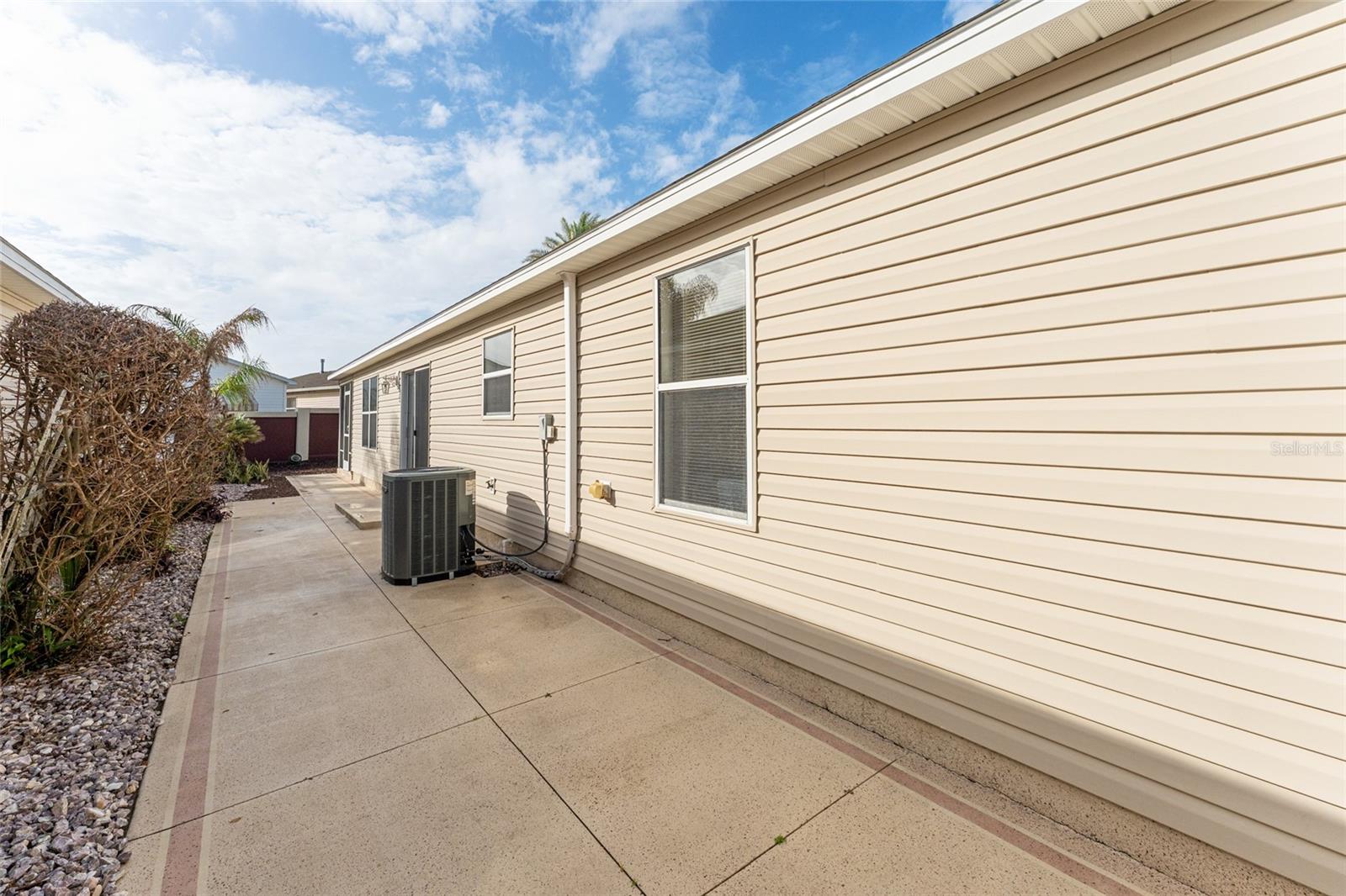 2367 CAMDEN TER, THE VILLAGES, FL, 32162