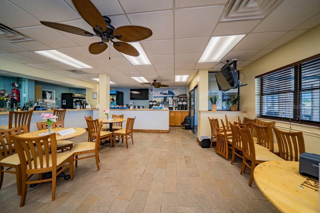 2100 KINGS HWY #401, PORT CHARLOTTE, FL, 33980