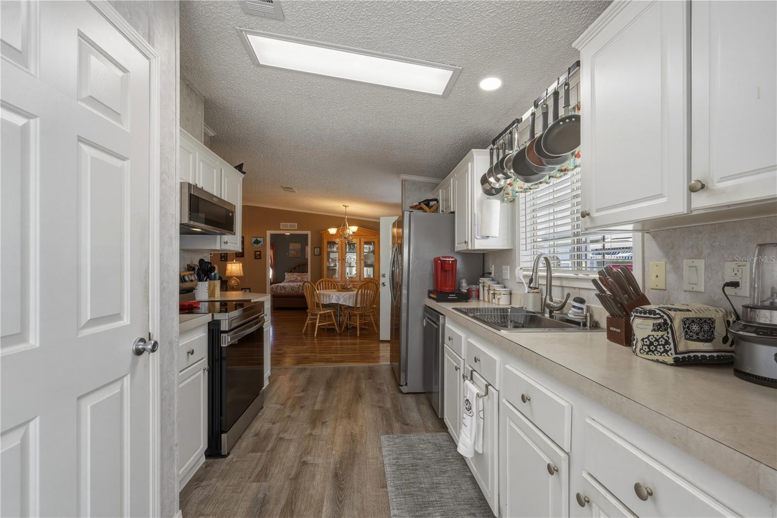 2100 KINGS HWY #401, PORT CHARLOTTE, FL, 33980