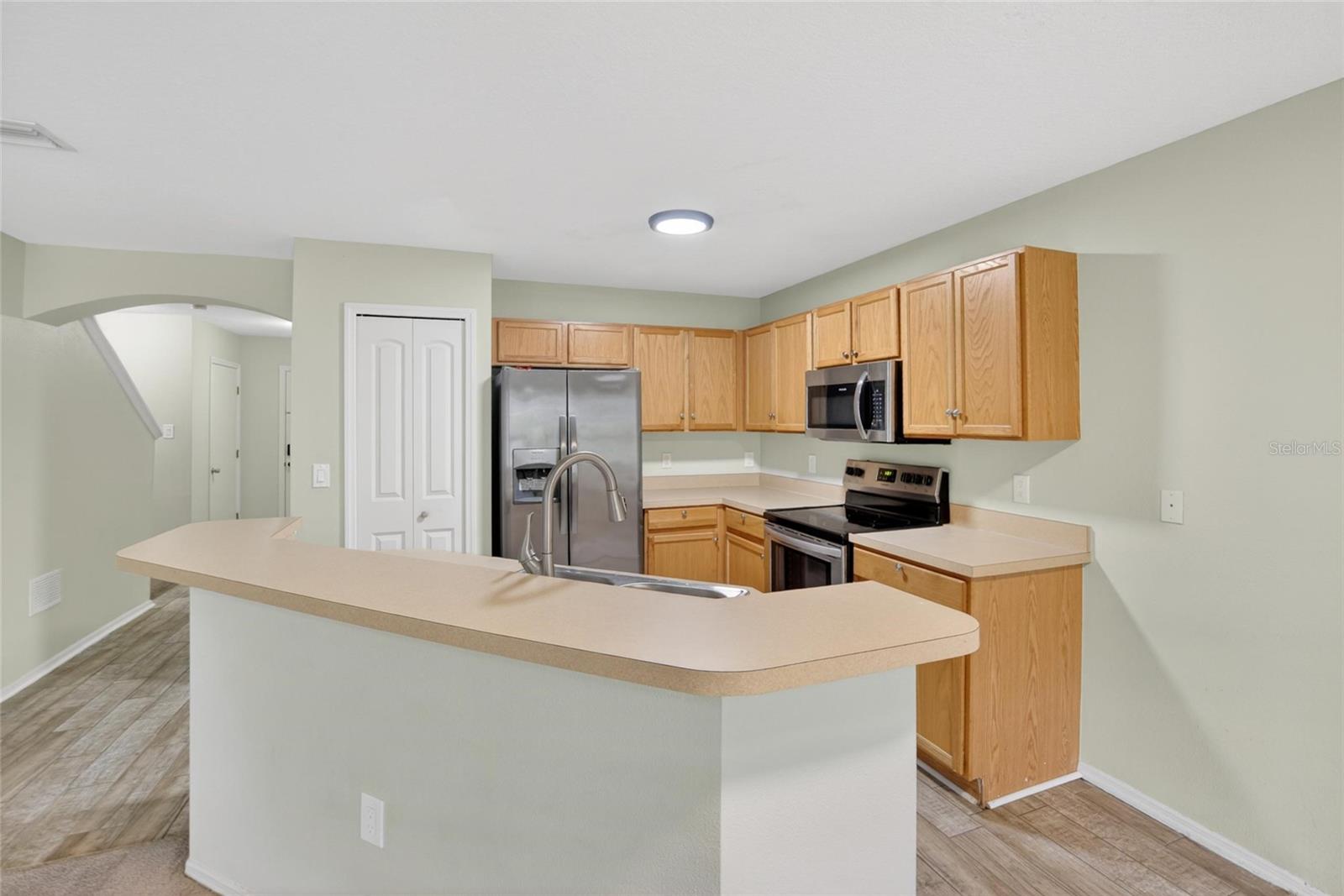 2605 OLEANDER LAKES DR, BRANDON, FL, 33511