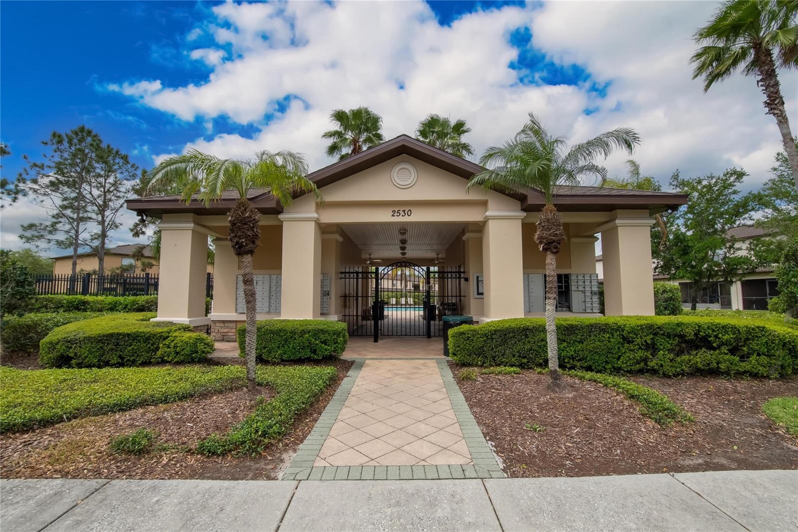 2605 OLEANDER LAKES DR, BRANDON, FL, 33511