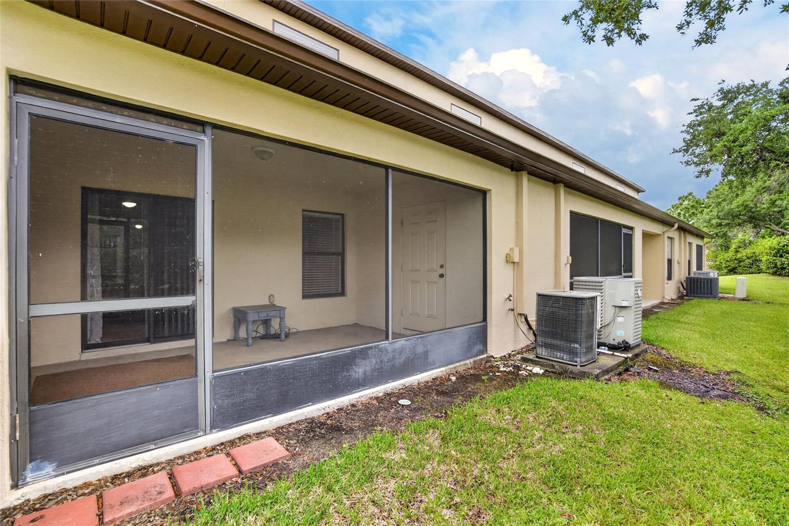 2605 OLEANDER LAKES DR, BRANDON, FL, 33511