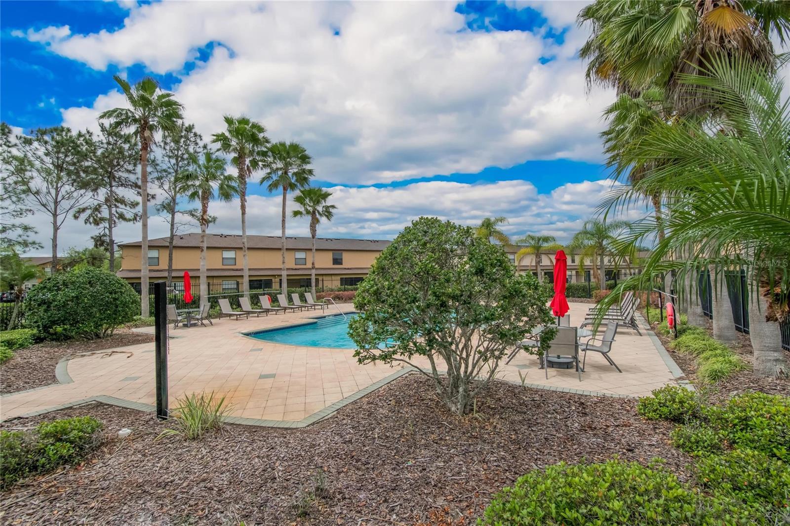 2605 OLEANDER LAKES DR, BRANDON, FL, 33511