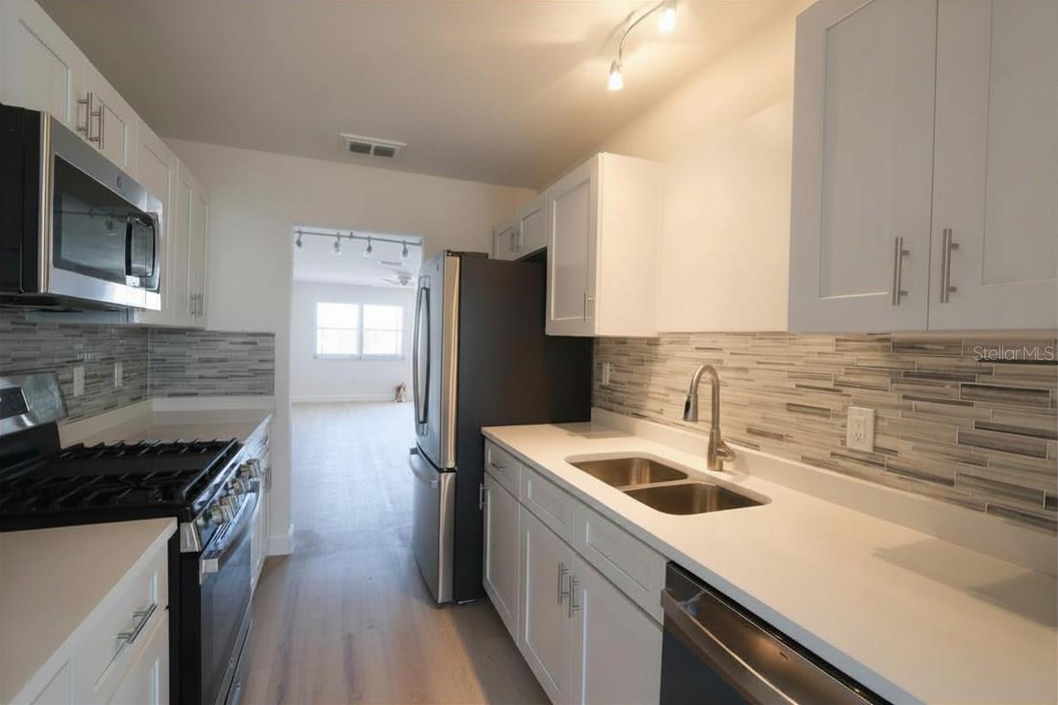 3128 59TH ST S #110, GULFPORT, FL, 33707