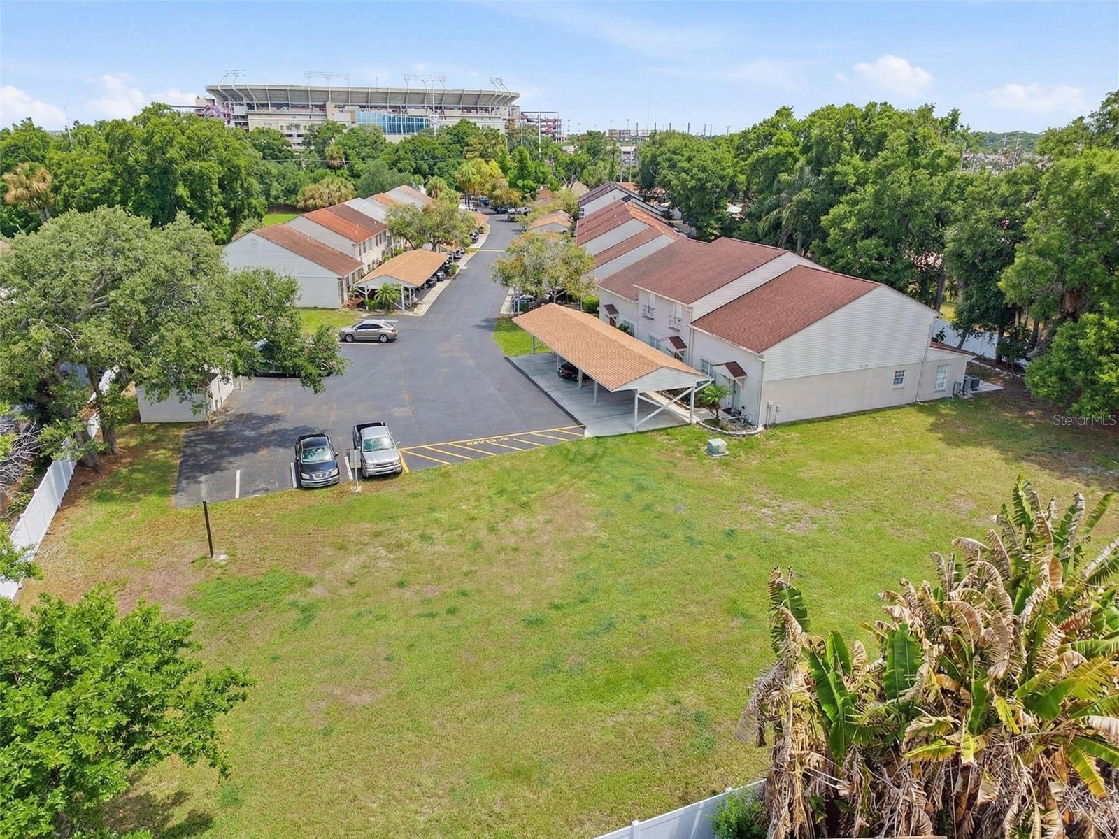 3348 W HIDDEN HAVEN CT, TAMPA, FL, 33607